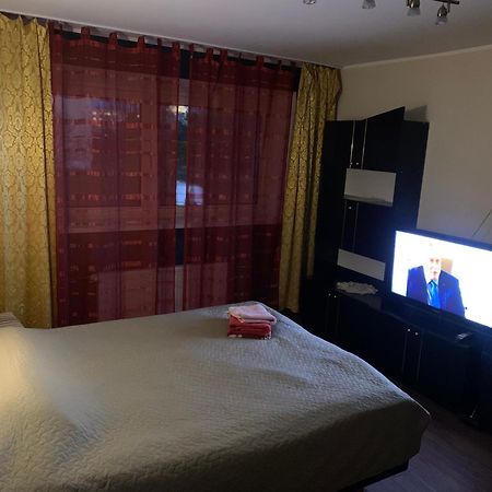 K76 - Very Nice 2-Bedrooms Apartment -2 Big Beds-1 Single Bed Тарту Екстериор снимка