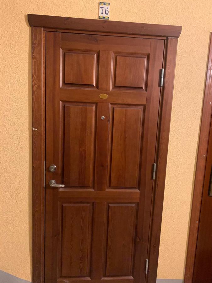 K76 - Very Nice 2-Bedrooms Apartment -2 Big Beds-1 Single Bed Тарту Екстериор снимка